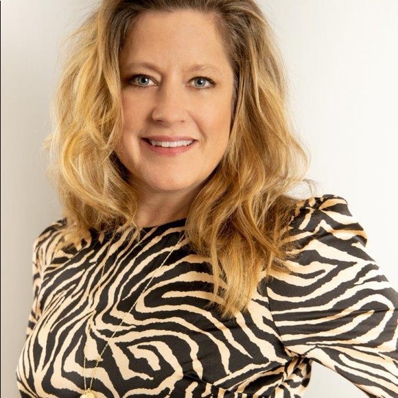 Meet your Posher, Marci - Picture 2 of 3